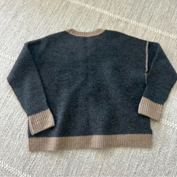 Theo and Spence reversible sweater - Picture 3 of 4